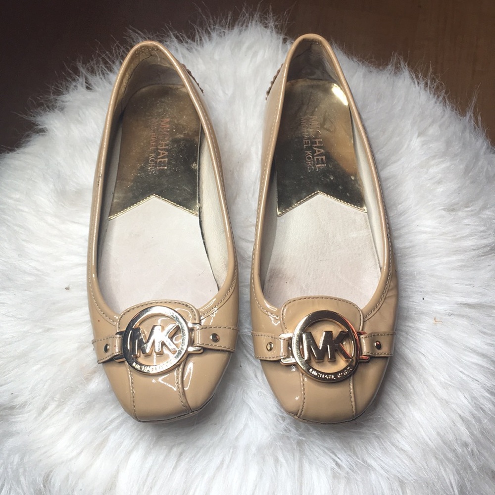 Nude micheal Kor flats